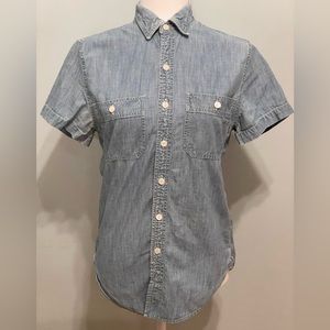 J crew athletic workwear chambray short sleeve button down, men’s XS